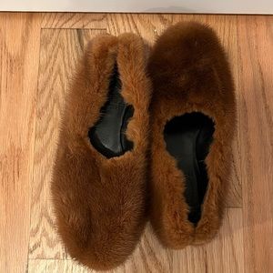 Faux fur slides